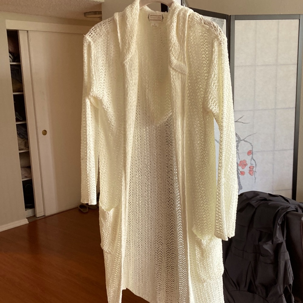 Never worn, for summer swimwear